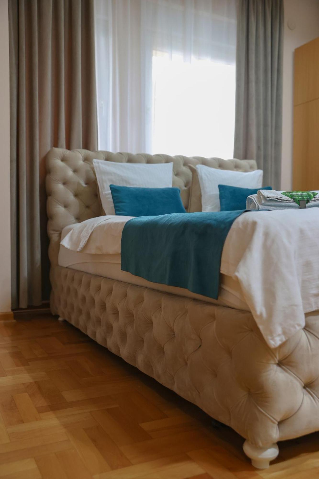 Design Apartment Business Lux 4 Star "Rio" Completely Business Lux Place In The City Center & Free Included Industry Optical Wifi & Netflix & Keyless Code Entry & Full Smart App & Kitchen & Washing Machine & Wide Terrace & Secure 2 Parking Place Ćuprija Exterior foto